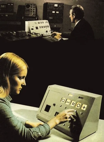 Conexiones de APIs y fuentes de datos en tiempo real